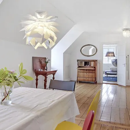 Norrebrogade Apartment